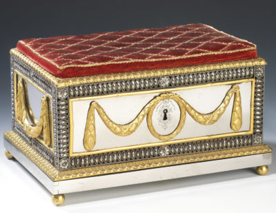 Coffret à couture en acier et bronze doré, Toula - Patrimoine Charles-André COLONNA WALEWSKI, en ligne directe de Napoléon