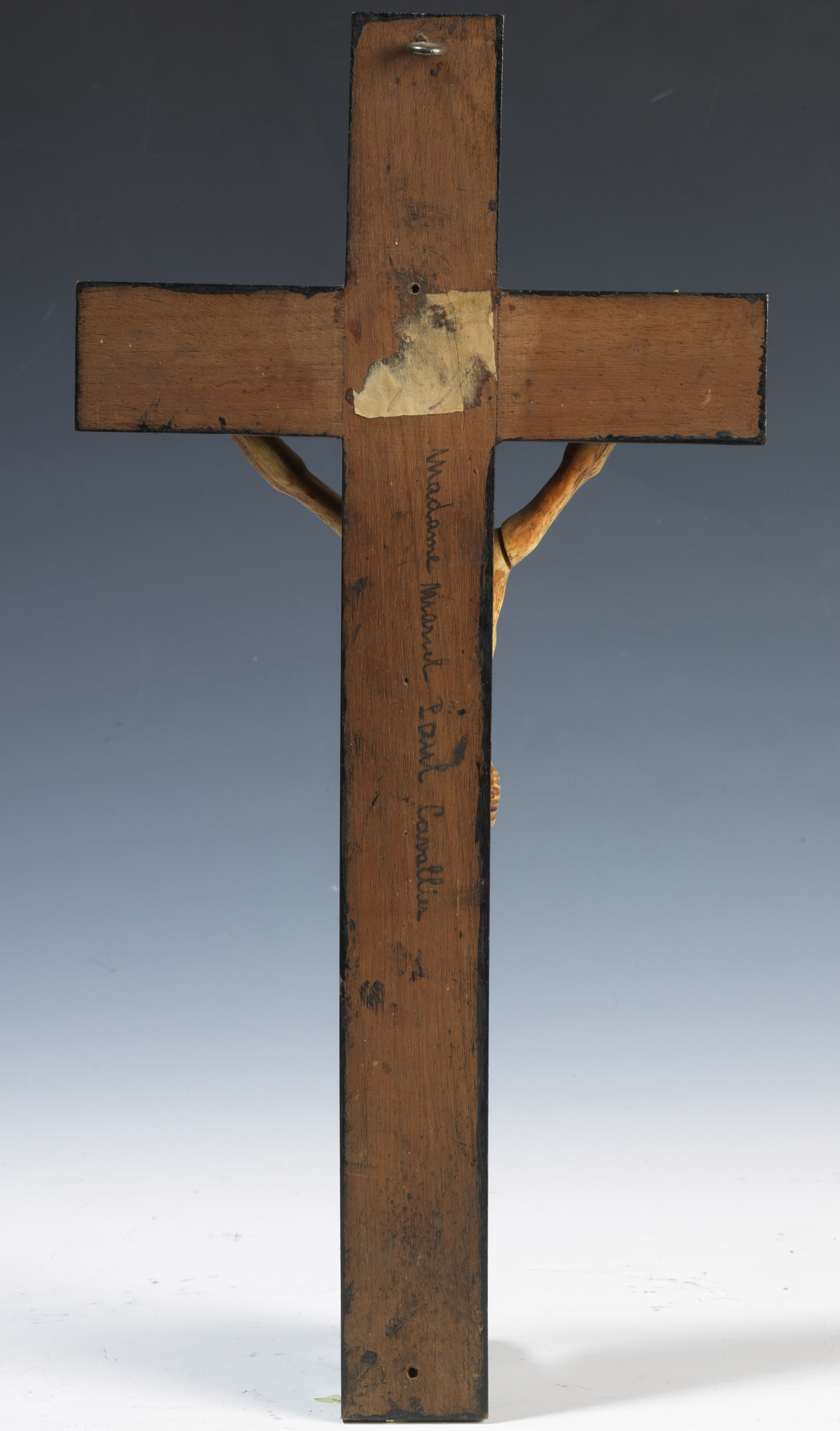 Crucifix en ivoire - Patrimoine Charles-André COLONNA WALEWSKI, en ligne directe de Napoléon