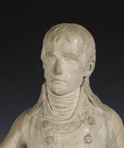 Groupe en faïence française et son socle. Représentant Bonaparte 1er Consul - Patrimoine Charles-André COLONNA WALEWSKI, en ligne directe de Napoléon