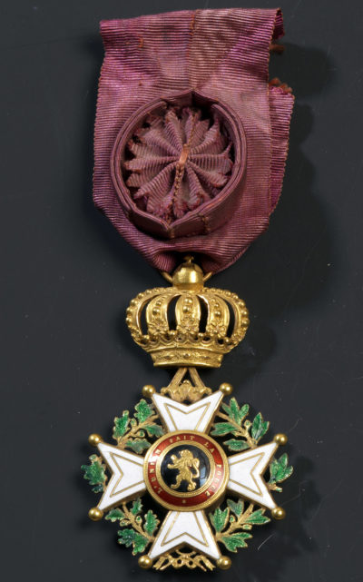 Croix d'Officier de l'Ordre de Léopold (ROYAUME DE BELGIQUE) - Patrimoine Charles-André COLONNA WALEWSKI, en ligne directe de Napoléon