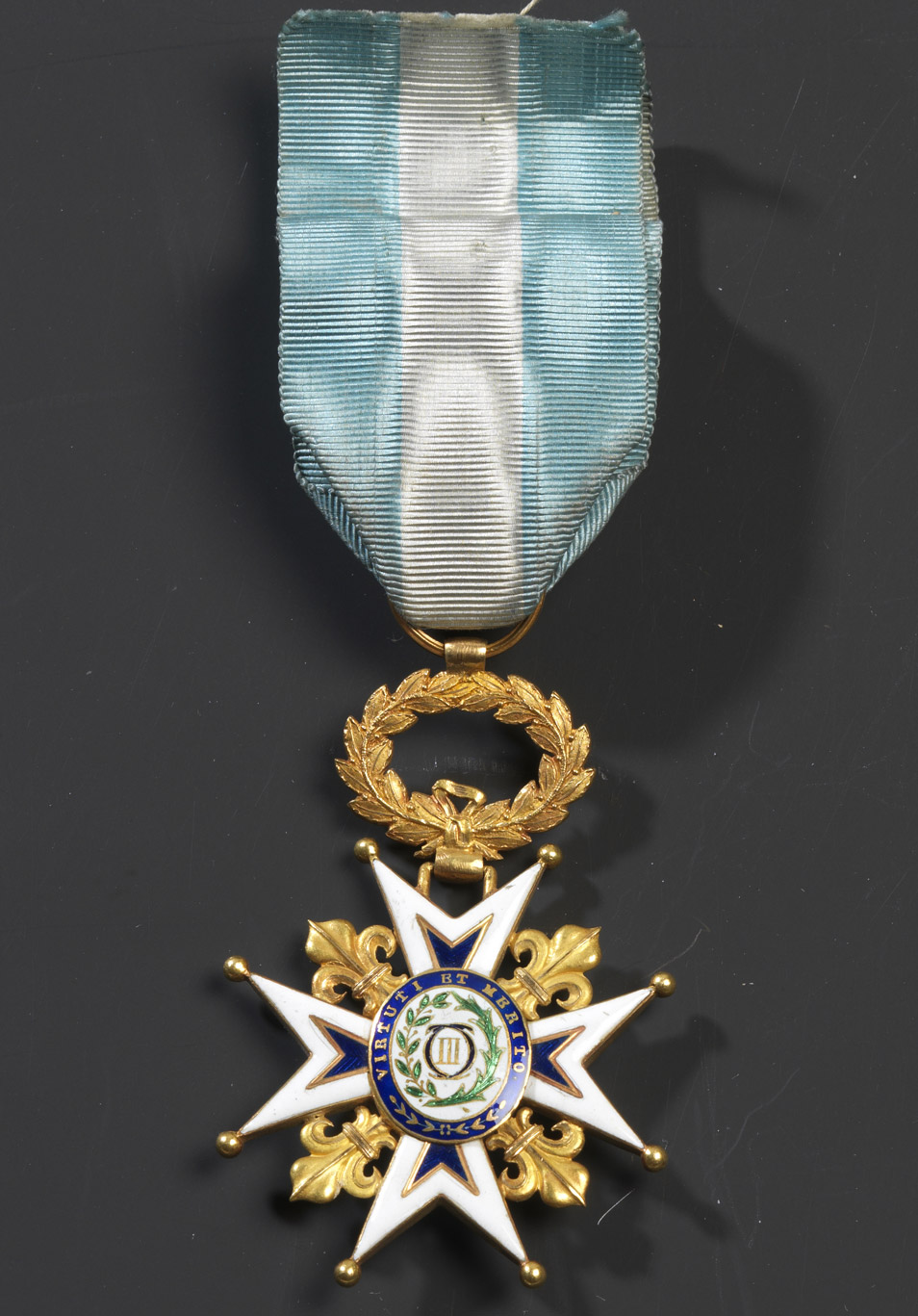 Croix d'Officier de l'Ordre de Charles III (Espagne) - Patrimoine Charles-André COLONNA WALEWSKI, en ligne directe de Napoléon