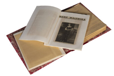 Le procès Walewska. Dossier du procès : Savan ayant plagié un ouvrage du Comte Ornano sous forme de feuilleton dans Elle