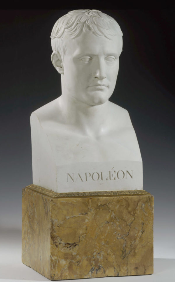 Buste de Napoléon en porcelaine de Sèvres - Patrimoine Charles-André COLONNA WALEWSKI, en ligne directe de Napoléon