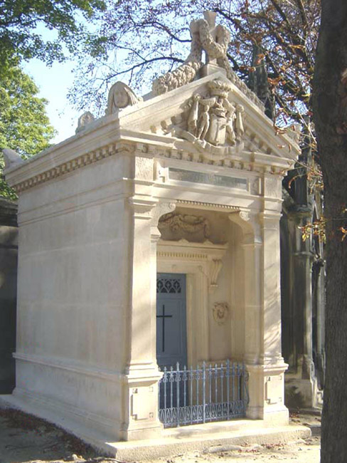 Chapelle de la famille Colonna Walewski - Patrimoine Charles-André COLONNA WALEWSKI, en ligne directe de Napoléon